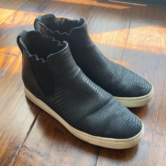 Vince Newlyn High Top Sneakers - Picture 7 of 16